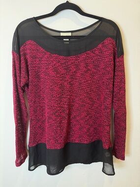 Tru self Women’s Fuchsia Knit Top with Black Mesh Trim